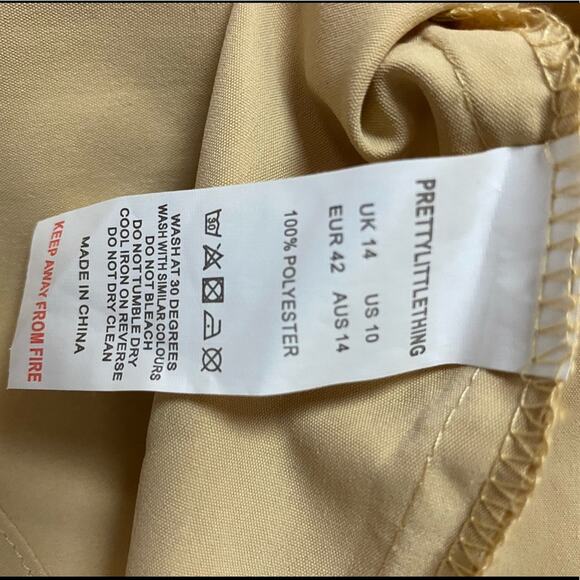 🌻Pretty Little Thing Tie-front Mini Skirt Size 10 - Picture 5 of 6